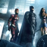 Flash, Batman und Wonder Woman betrachten die Wahrscheinlichkeit, dass ihr neuer Film floppt