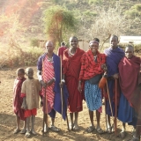 Gruppe von Massai in Tansania