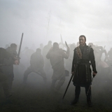 Macbeth (Fassbender) inmitten der Schlacht.