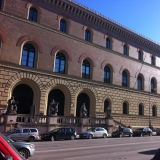 Die Bayerische Staatsbibliothek in der Ludwigstraße.